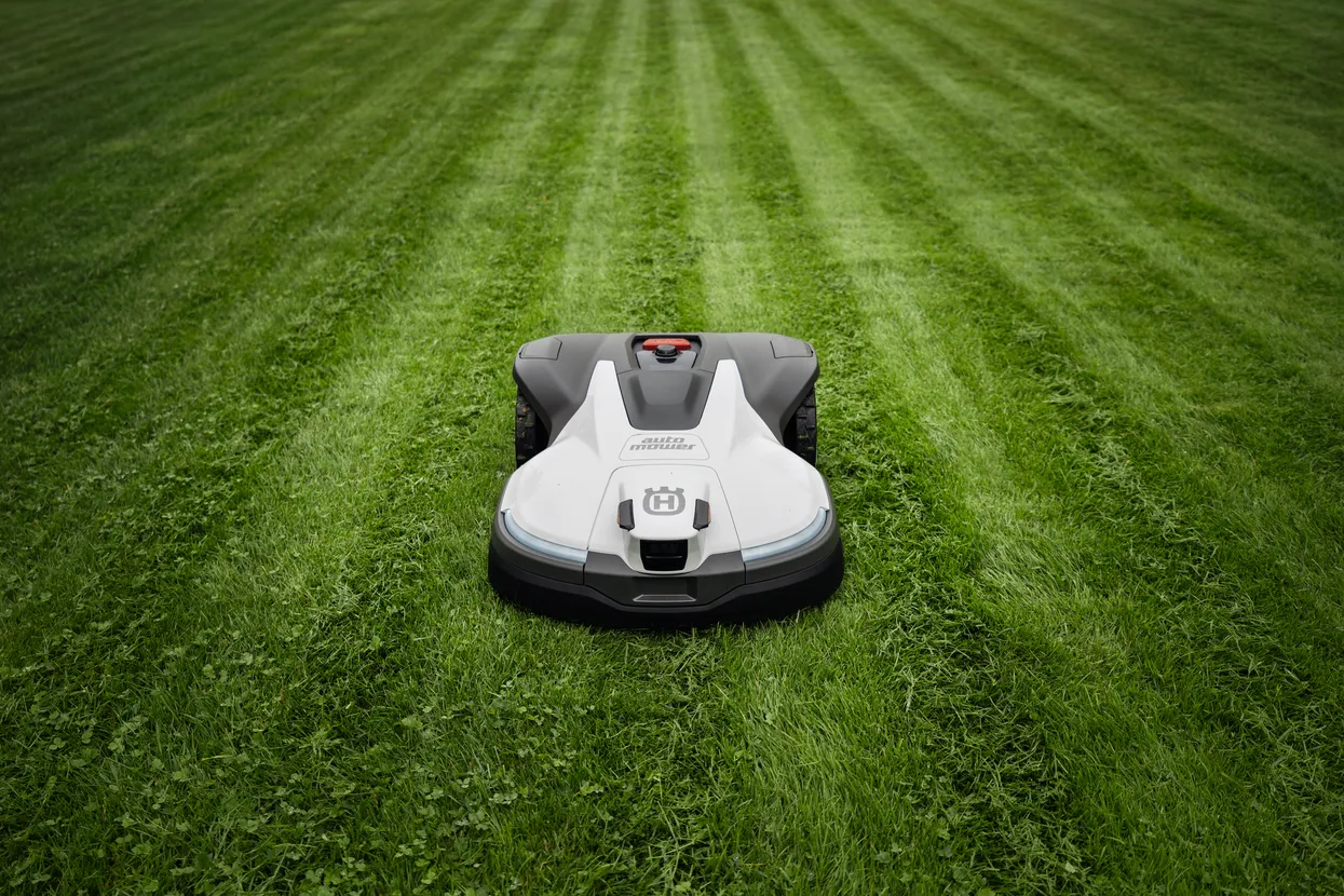 Robot tondeuse Husqvarna 430V NERA – Image 3