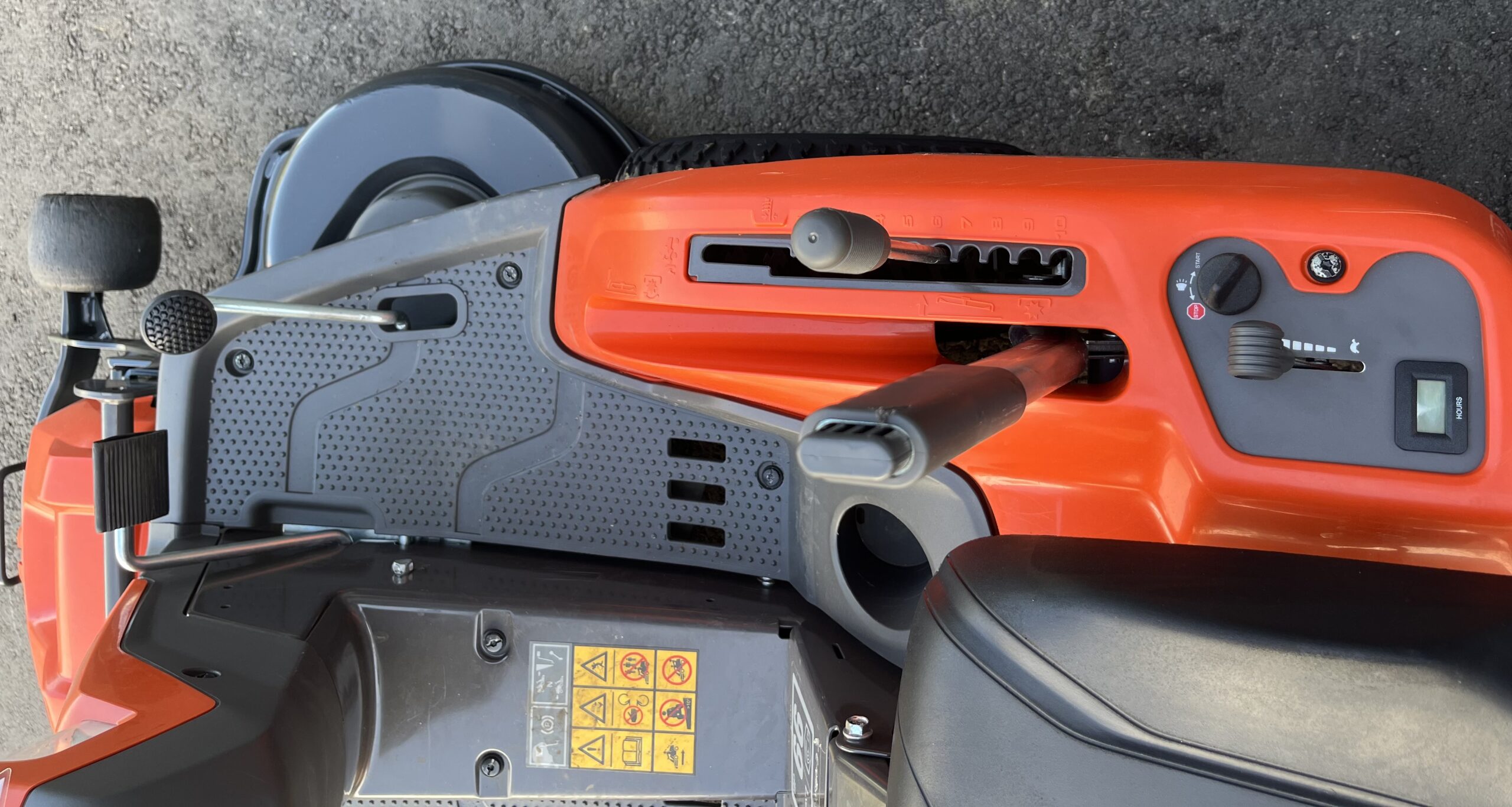 Rider R216TAWD Husqvarna - Tracteur Tondeuse d'Occasion – Image 6