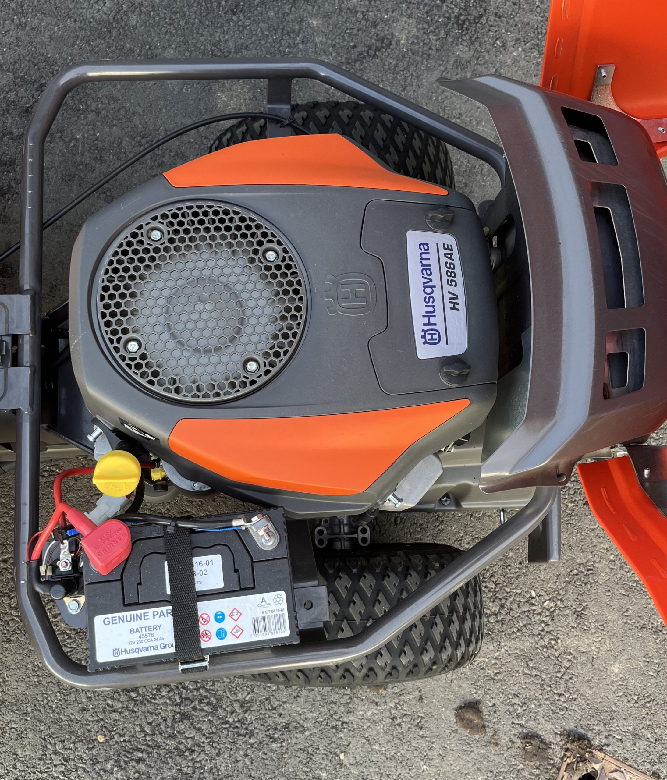 Rider R216TAWD Husqvarna - Tracteur Tondeuse d'Occasion – Image 4